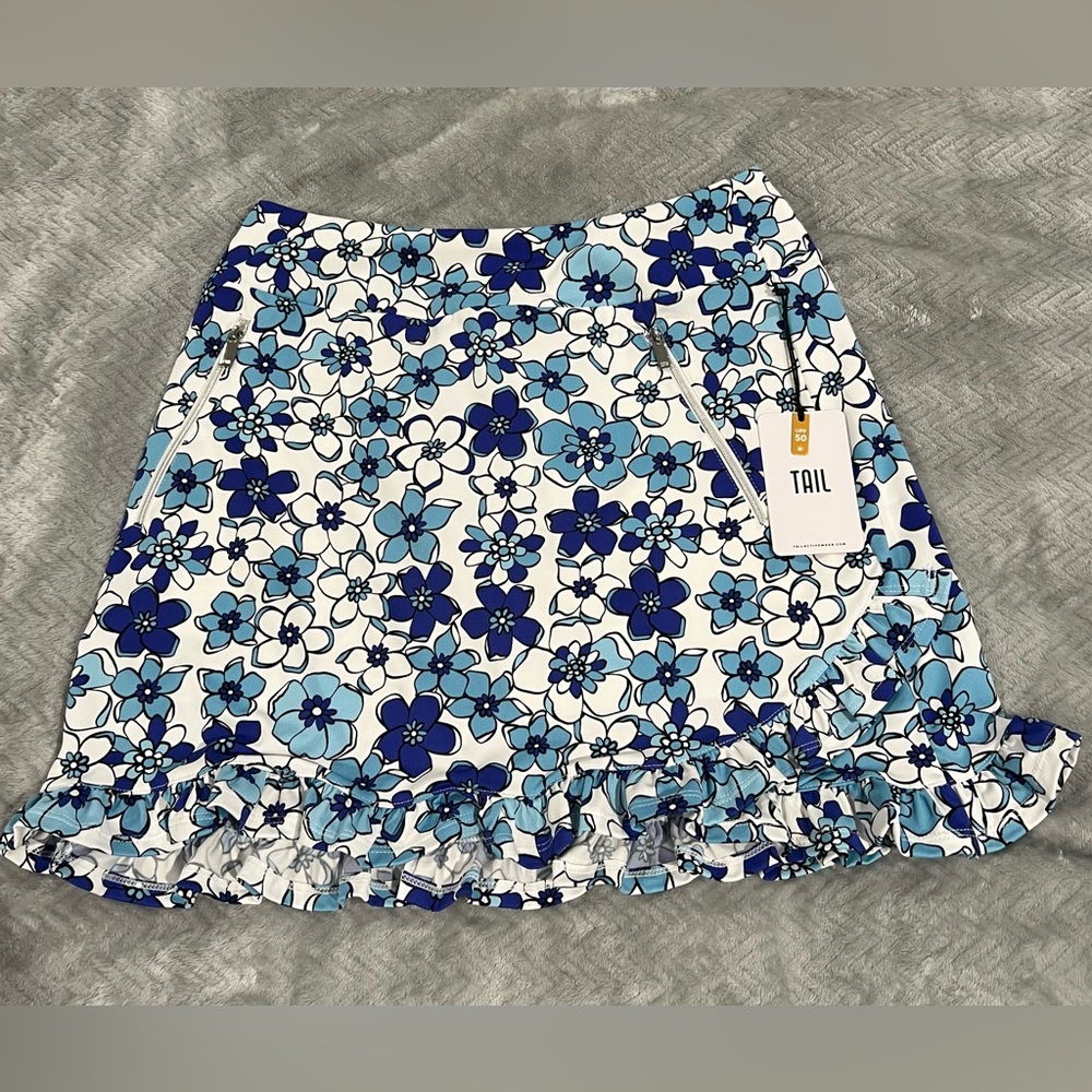 Tail Blue and White Floral Apparel